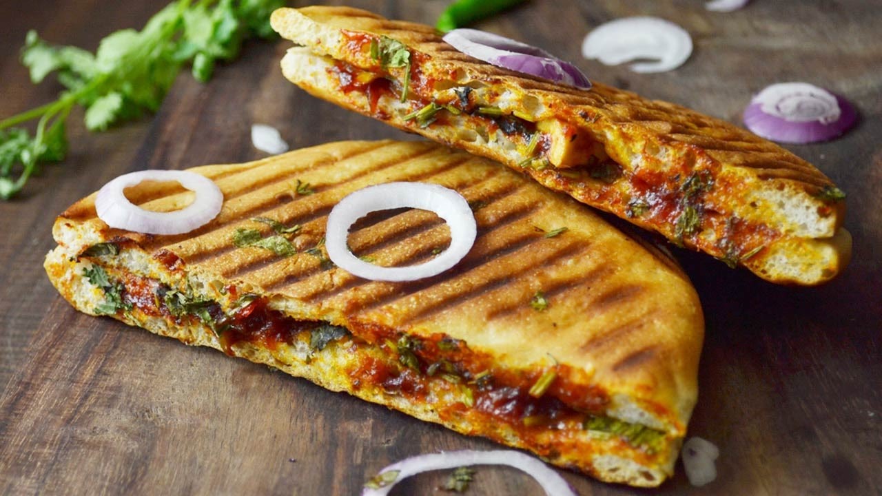 “Fiery Chilli Grill Kulcha – The Ultimate Spicy Street-Style Delight”