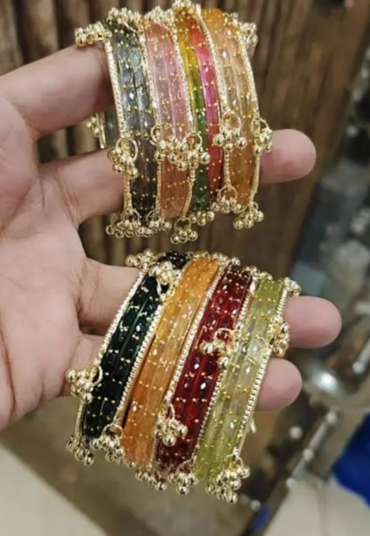 Royal Muliticolor Gold-Plated Kundan Bridal Bangles Set (PACK OF 8)